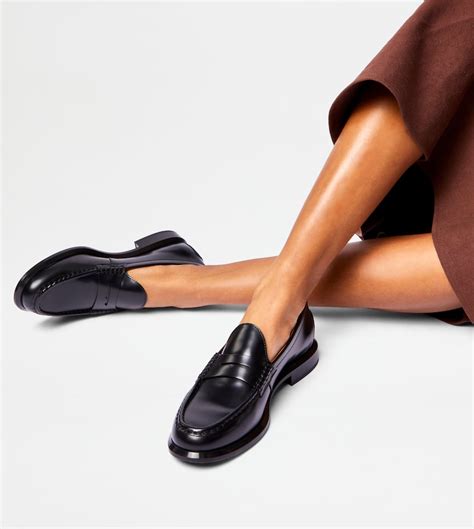 Pumps mocassino Chocolate Flow in pelle in Nero 